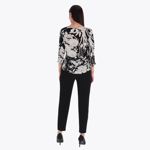 Petite Blusa Manga 3/4" con Detalle de Cintas al Frente Tejido Plano