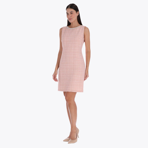 Vestido Cuello Redondo Detalle de Perlas en Tejido de Tweed