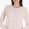 Sweater Escote Redondo con Botones Decorativos Cerrado