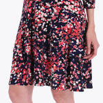 Vestido Escote "V" con Olanes Tejido de Punto