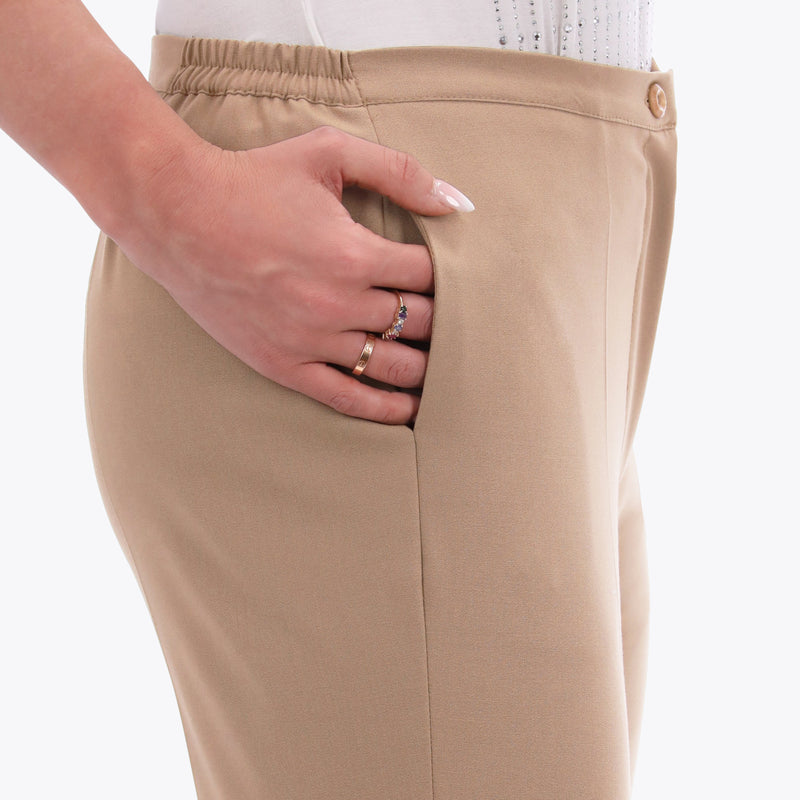 Pantalón Básico con Elástico en Costados y Bolsas en Costados Tejido Plano