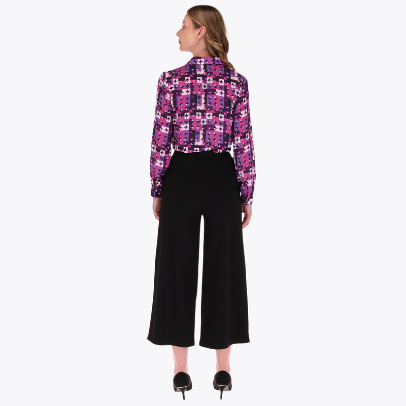 Pantalón Pierna Ancha con Vena al Frente en Tejido de Punto
