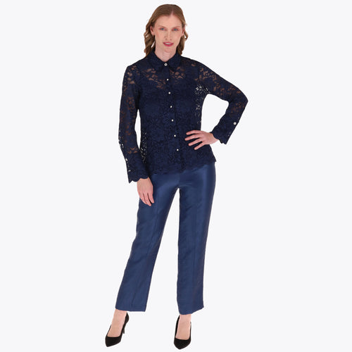Blusa Camisera de Encaje con Botones de Fantasía
