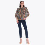 Blusa con Escarola En Cuello manga 3/4" en Tejido Plano
