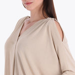 Top en Escote en "V" con Tablon Hebillas Decorativas en Hombros Tejido de Punto