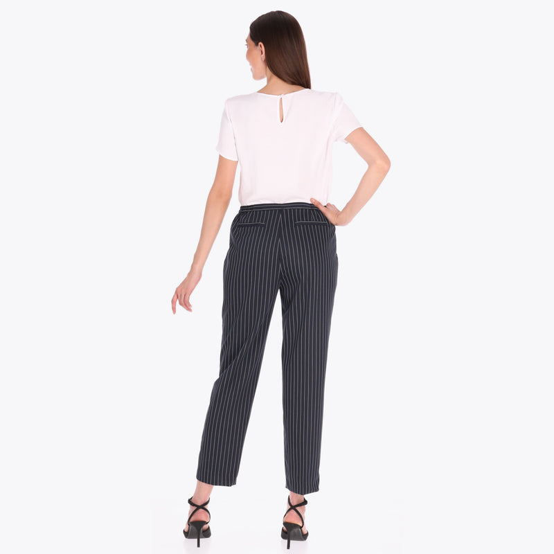 Pantalón en Raya de Gis con Elástico a los Costados y Vivos Tejido Plano