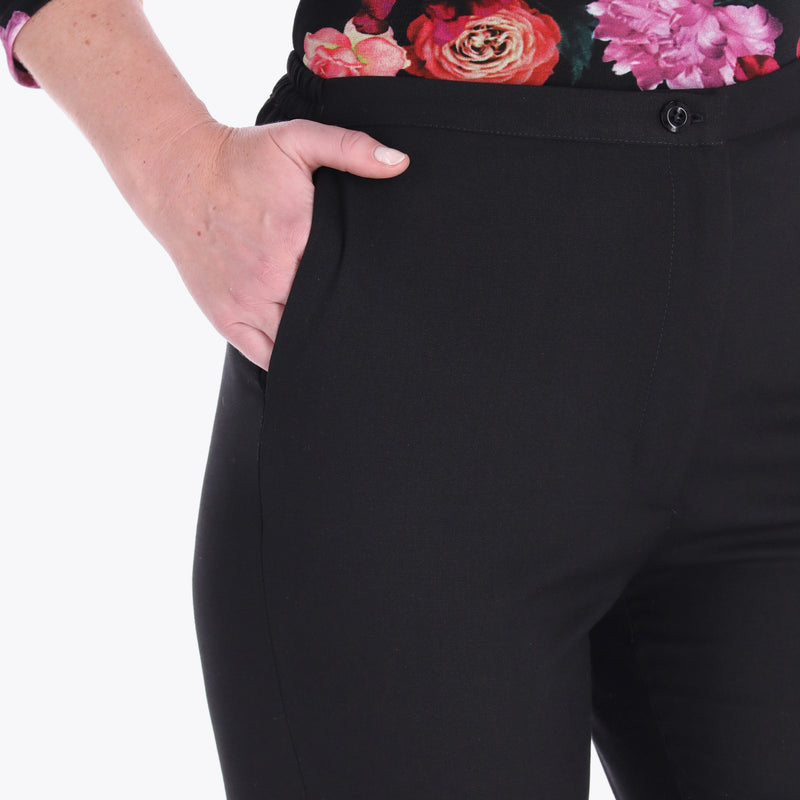 Pantalón con Elástico al Costado y Bolsas Tejido Plano