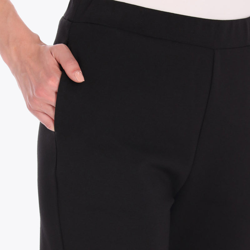 Pantalón en Tejido de Punto con Bolsas a los Costados