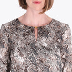 Blusa con Gota y Canutillo en Satín Tejido Plano