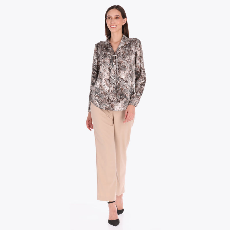 Blusa con Corbata en Satín Tejido Plano