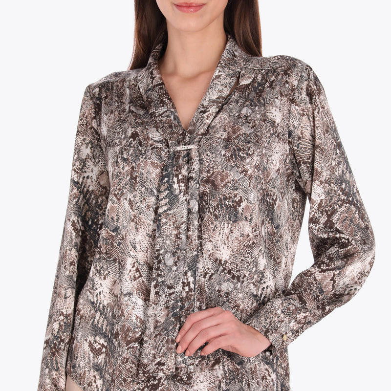 Blusa con Corbata en Satín Tejido Plano