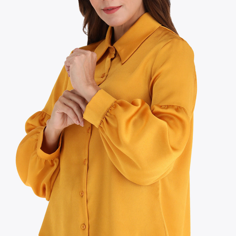 Blusa Camisera en Satin con Manga Aglobada y Puño en Tejido Plano