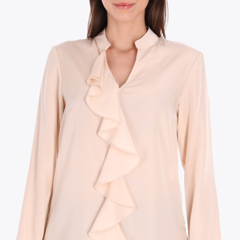 Blusa con Cuello Chino y Escarola al Frente Tejido Plano
