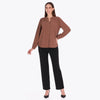 Blusa Cuello Chino con Pliegues en Hombros Tejido Plano