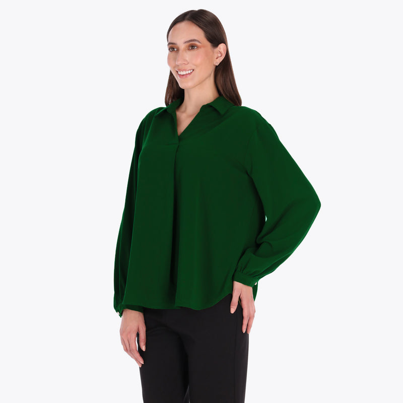 Blusa con Cuello Sport y Tablón al Frente Tejido Plano