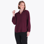 Blusa con Cuello Sport y Tablón al Frente Tejido Plano